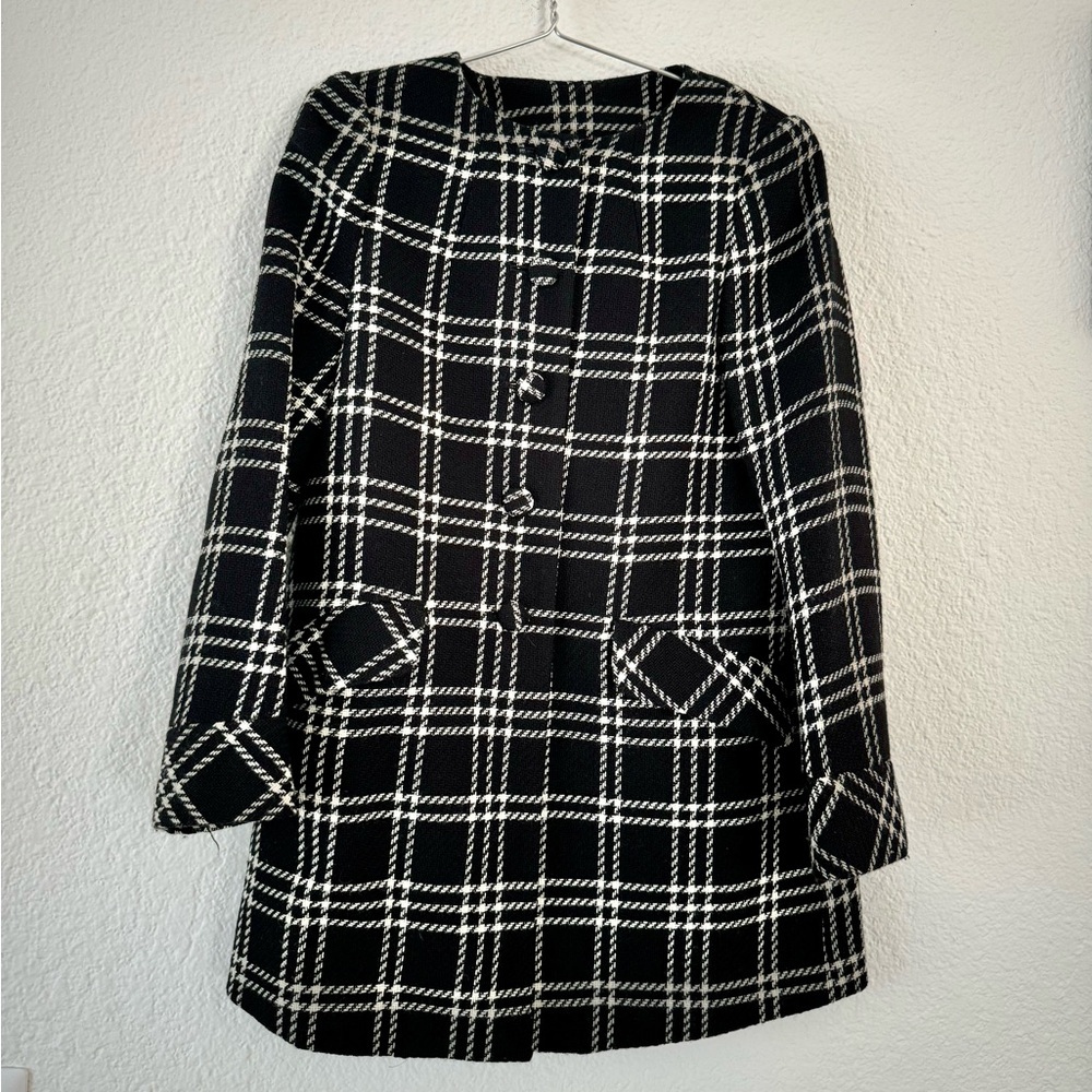 Uniqlo plaid black and white coat